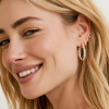 ofir_An_earring_on_a_model_the_models_entire_face_must_be_sho_9282f555-ad2d-4a96-9130-813377a8a92e_1